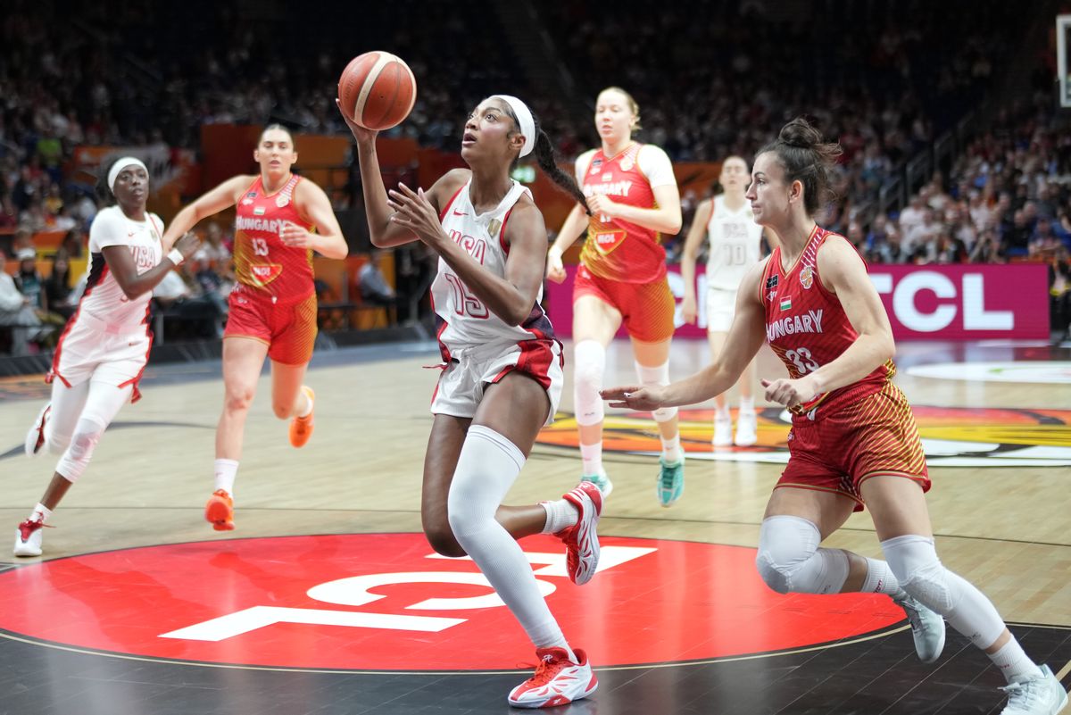 US women storm past Hungary 108-56 to reach FIBA World Cup semifinals - myMotherLode.com