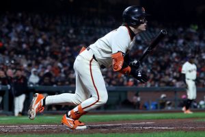 Twins Giants Baseball