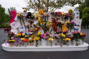 Obit Dolly Parton Reaction