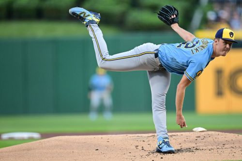 Brewers Pirates Baseball
