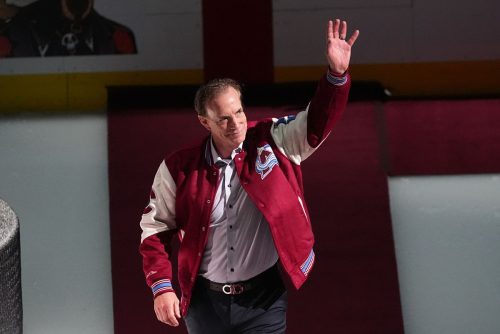 Avalanche Sakic Hockey
