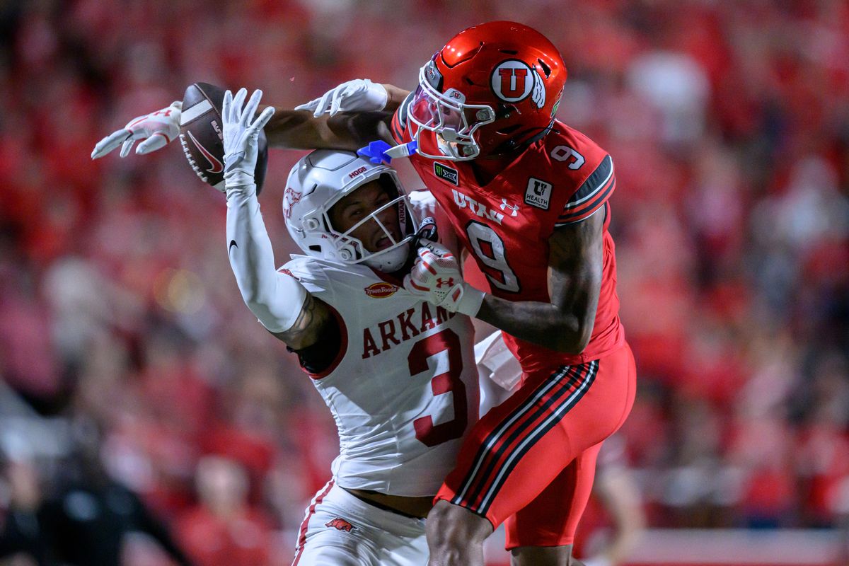 Dampier accounts for 4 touchdowns as No. 20 Utah dominates Arkansas