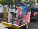Seniors Homecoming Float
