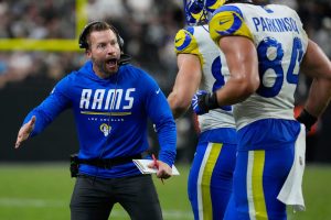 Rams Raiders Football