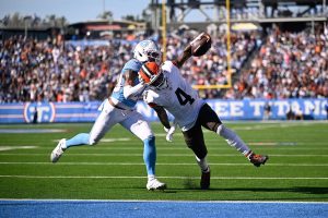 APTOPIX Browns Titans Football