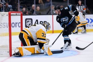 Penguins Mammoth Hockey