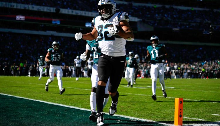 Panthers Eagles Football