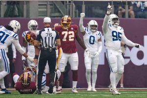 Colts Commanders Football