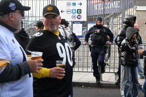 Steelers Saints Football