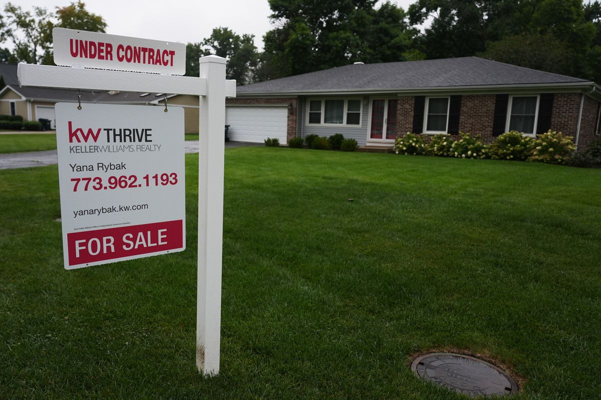 US mortgage rates hit nearly 3-year high as jobs growth slows