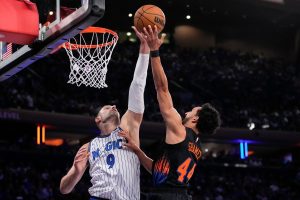 Magic Knicks Basketball