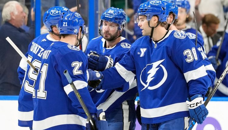 Canucks Lightning Hockey