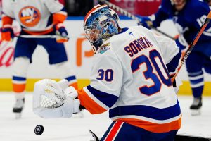 Islanders Maple Leafs Hockey