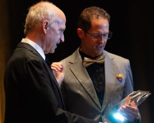 Alan Levine MD receives the 2026 Distinguished Physician Award -- AHS photo